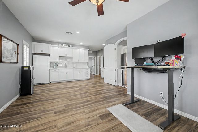 2559 S BUTTE Lane, Gilbert, AZ 85295