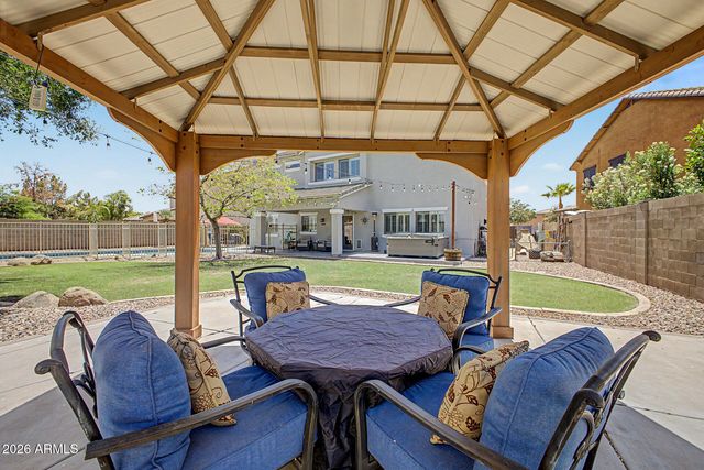 2559 S BUTTE Lane, Gilbert, AZ 85295