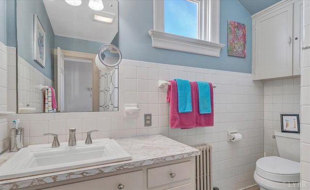 817 Pershing Avenue, Lynchburg, VA 24503