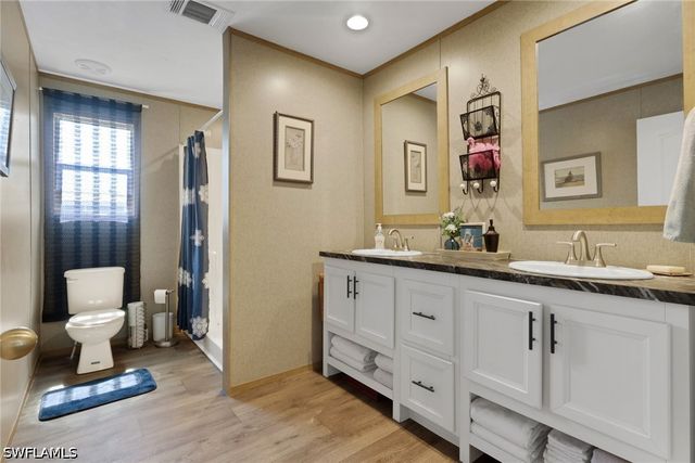 372 Santa Fe TRL, North Fort Myers, FL 33917
