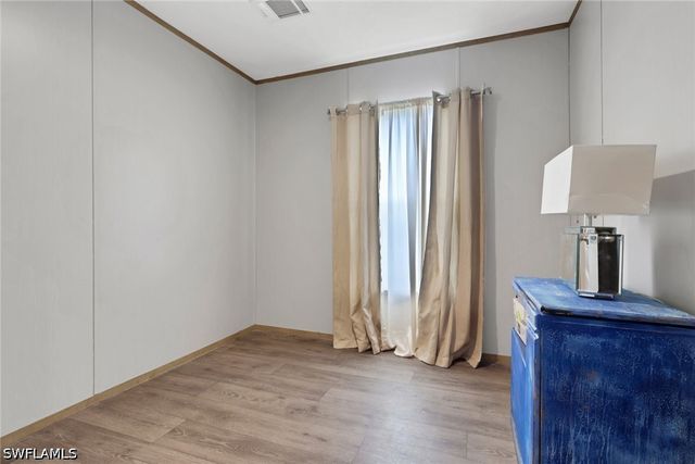 372 Santa Fe TRL, North Fort Myers, FL 33917