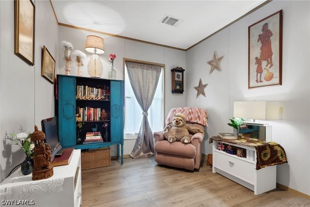 372 Santa Fe TRL, North Fort Myers, FL 33917