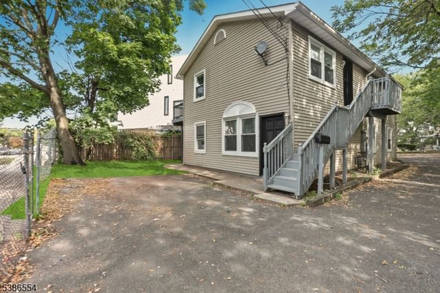 102 Oxford St, Paterson City, NJ 07522