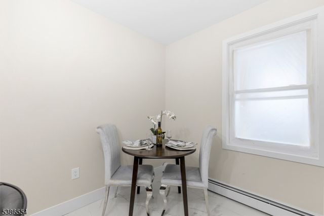 102 Oxford St, Paterson City, NJ 07522