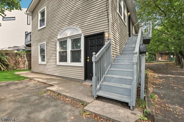 102 Oxford St, Paterson City, NJ 07522
