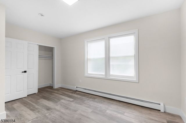102 Oxford St, Paterson City, NJ 07522