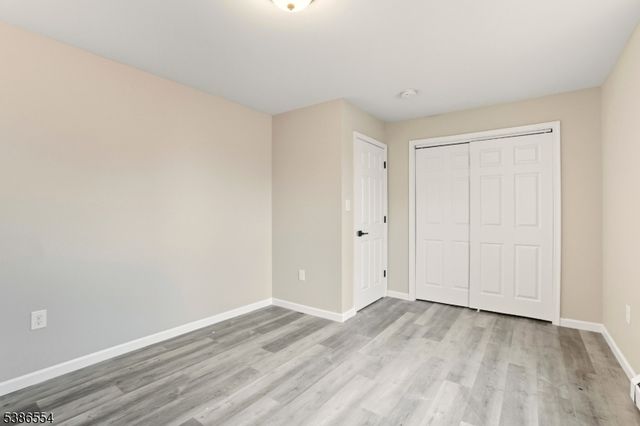 102 Oxford St, Paterson City, NJ 07522