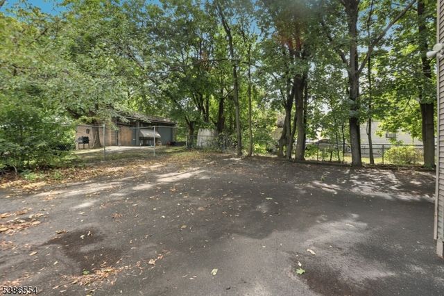 102 Oxford St, Paterson City, NJ 07522