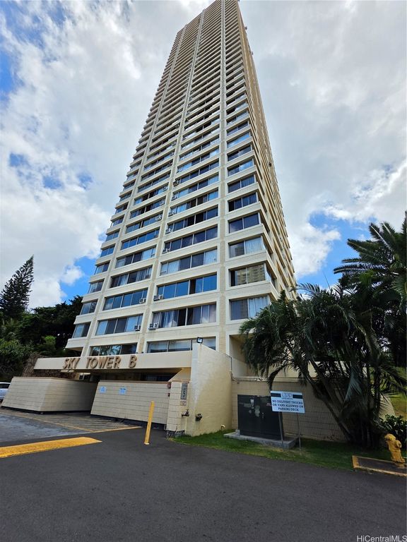 1060 Kamehameha Highway 2308B, Pearl City, HI 96782