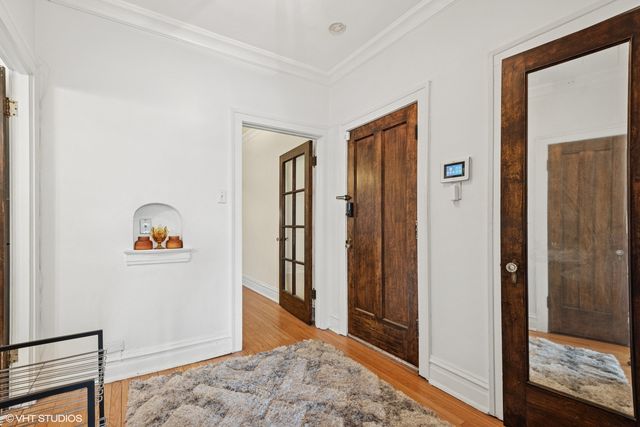 7639 Jackson Boulevard 1-W, Forest Park, IL 60130