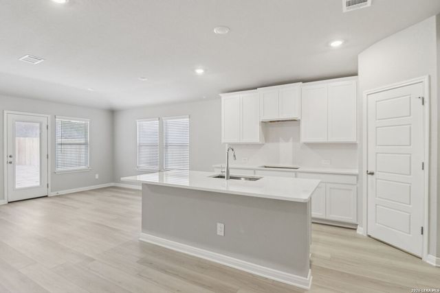 11427 Feather Vale, San Antonio, TX 78254