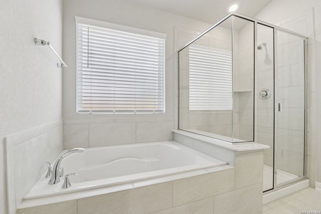 11427 Feather Vale, San Antonio, TX 78254