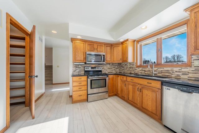 1002 THOMAS STREET, Antigo, WI 54409