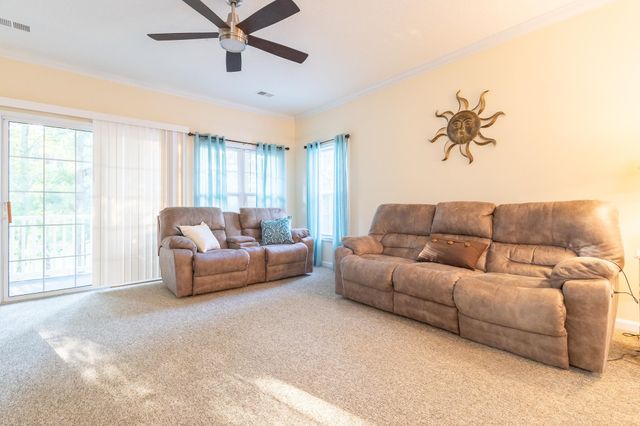 5828 Longwood Dr Unit 204, Murrells Inlet, SC 29576