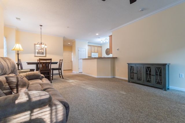 5828 Longwood Dr Unit 204, Murrells Inlet, SC 29576