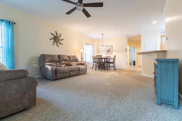 5828 Longwood Dr Unit 204, Murrells Inlet, SC 29576