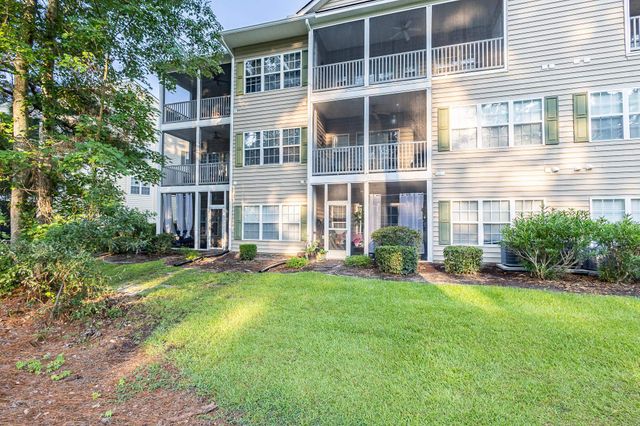 5828 Longwood Dr Unit 204, Murrells Inlet, SC 29576
