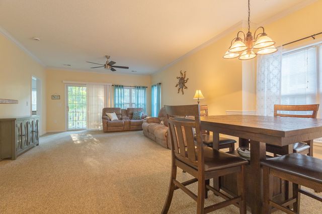 5828 Longwood Dr Unit 204, Murrells Inlet, SC 29576