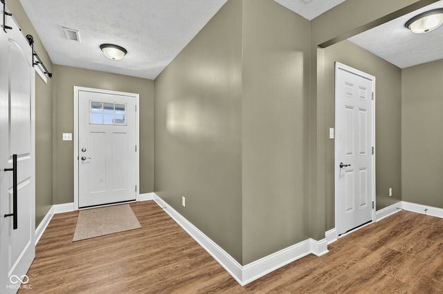 13203 N Landing Circle W, Camby, IN 46113