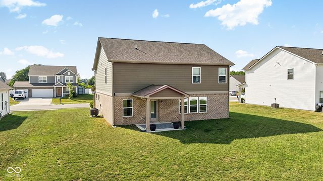 13203 N Landing Circle W, Camby, IN 46113