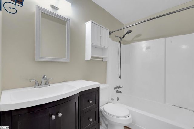 228 Perry Avenue, Simpsonville, SC 29681