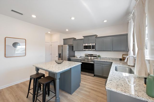 274 Thorpe Dr, Spring Hill, TN 37174