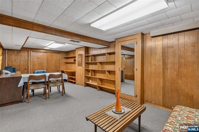 179 E Main Street, Bergenfield, NJ 07621