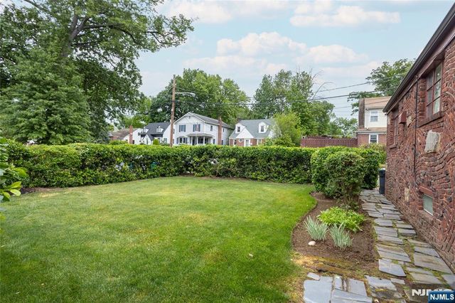 179 E Main Street, Bergenfield, NJ 07621