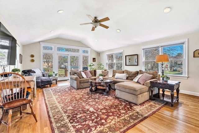 154 Holly Lane, Holliston, MA 01746