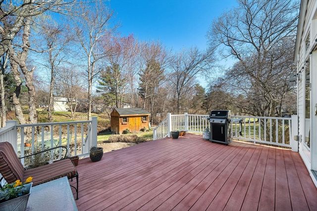 154 Holly Lane, Holliston, MA 01746