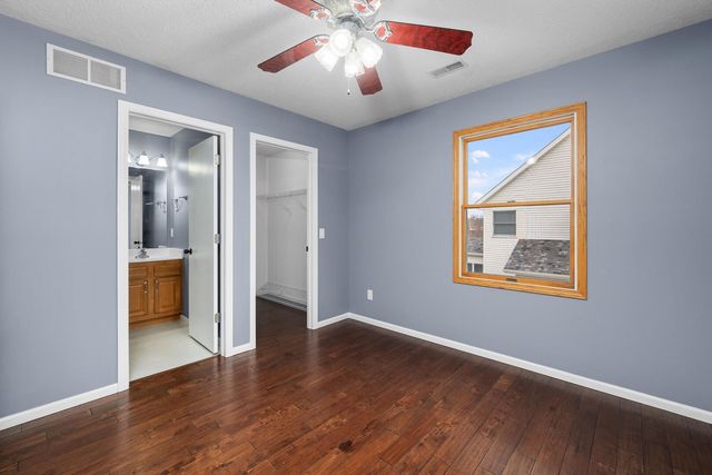 3120 Summertree Avenue, Bettendorf, IA 52722