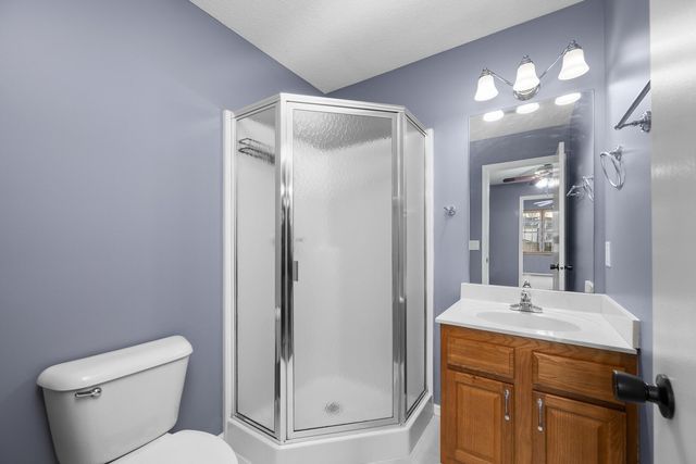 3120 Summertree Avenue, Bettendorf, IA 52722