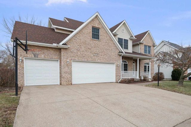 3120 Summertree Avenue, Bettendorf, IA 52722