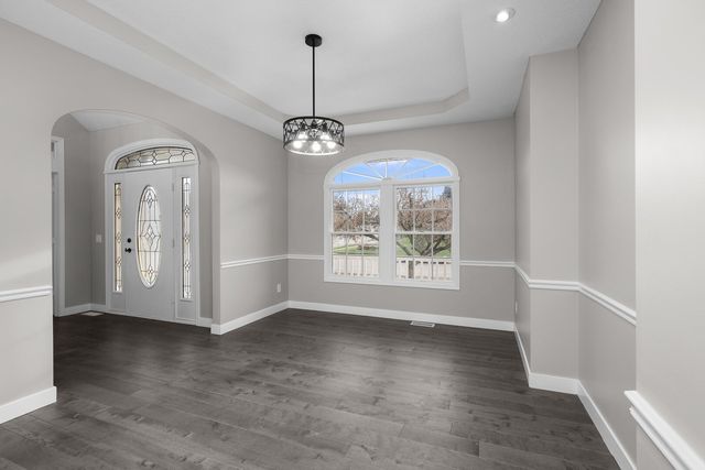 3120 Summertree Avenue, Bettendorf, IA 52722