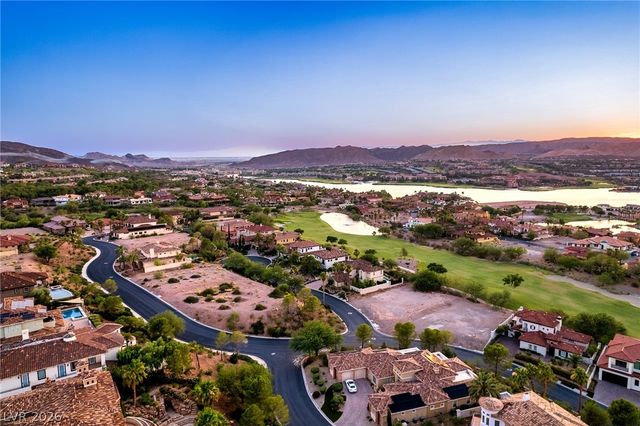 12 Via Modena Court, Henderson, NV 89011