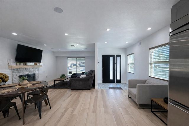 1020 N Raitt, Santa Ana, CA 92703