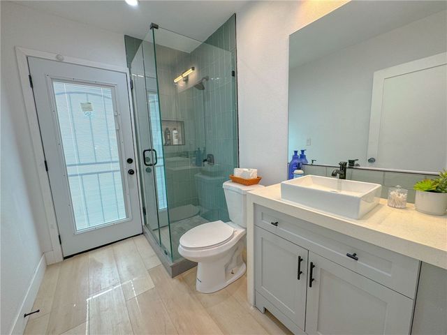 1020 N Raitt, Santa Ana, CA 92703