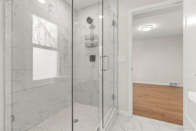 2076 Thomas Avenue, Berkley, MI 48072