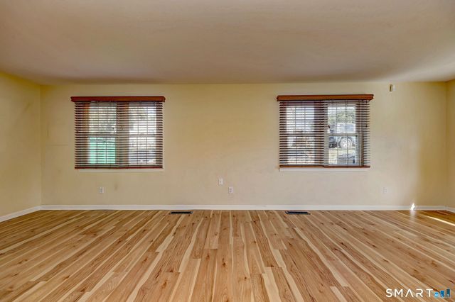 424 Cedar Lane, Cheshire, CT 06410