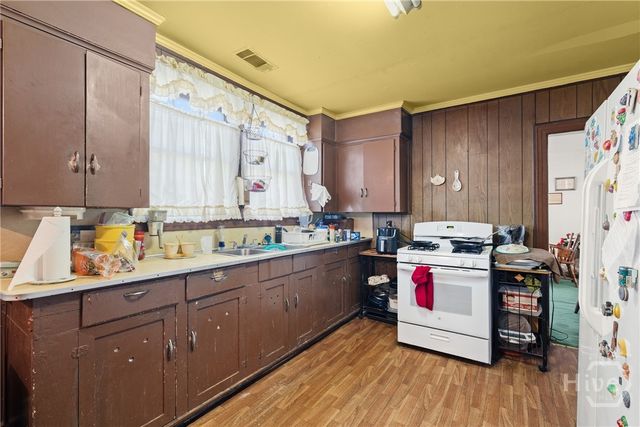 723 E 39th Street, Savannah, GA 31401