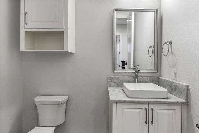 2800 Lakeside Parkway 102, Flower Mound, TX 75022