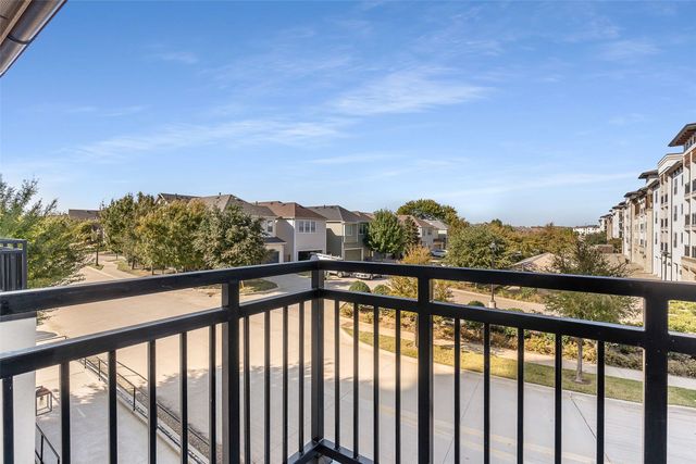 2800 Lakeside Parkway 102, Flower Mound, TX 75022