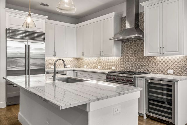 2800 Lakeside Parkway 102, Flower Mound, TX 75022