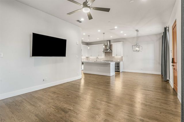 2800 Lakeside Parkway 102, Flower Mound, TX 75022