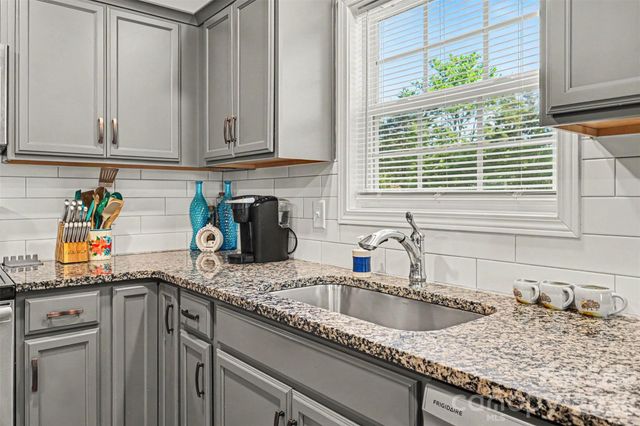 3401 Shillinglaw Road, Sharon, SC 29742