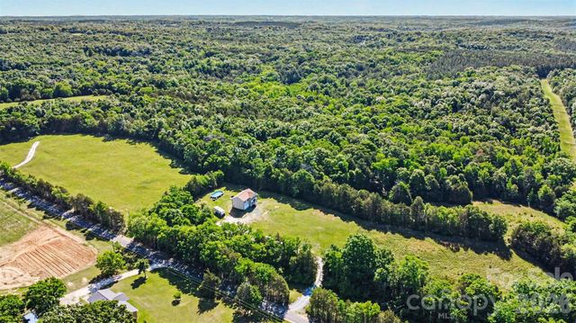 3401 Shillinglaw Road, Sharon, SC 29742