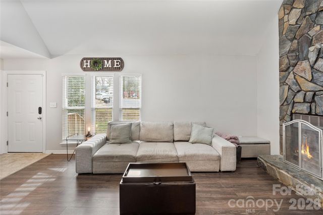 6405 Piney Path Road, Charlotte, NC 28212