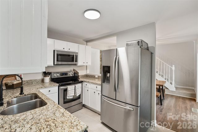 6405 Piney Path Road, Charlotte, NC 28212