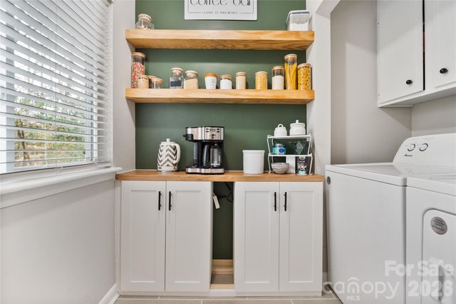 6405 Piney Path Road, Charlotte, NC 28212