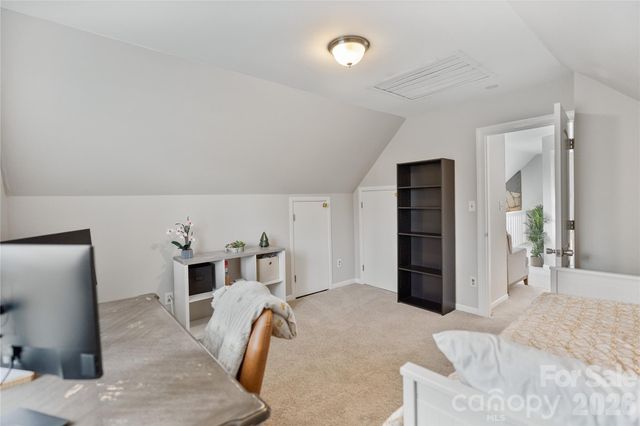 6405 Piney Path Road, Charlotte, NC 28212